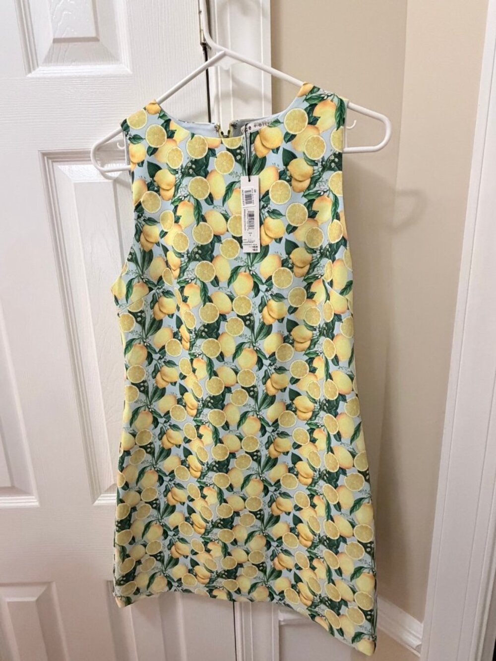 Alice + Olivia Lemon Print Sleeveless Mini Dress Size 6 NWT